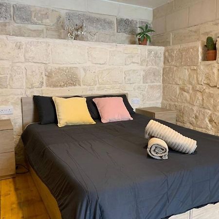 Serenity Qormi Exterior photo